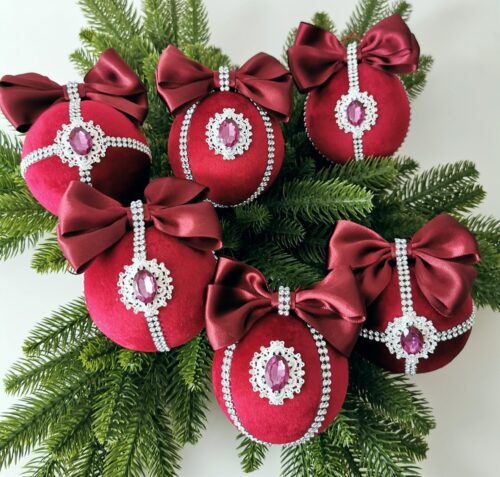 Burgundy Christmas baubles - Image 2