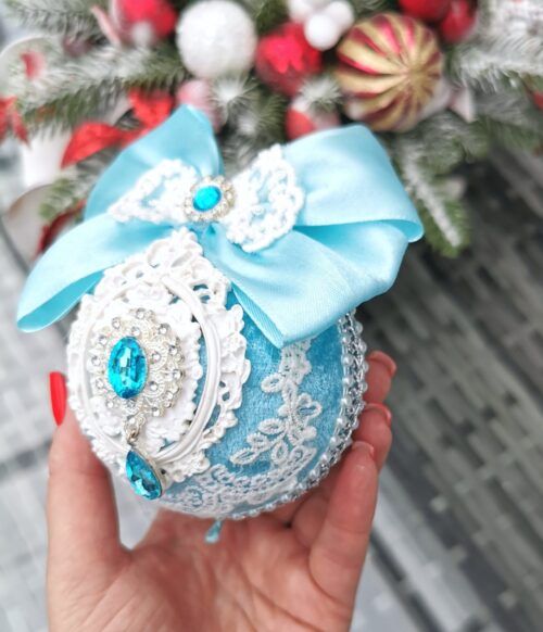 Light blue Vintage Christmas ornaments - Image 7