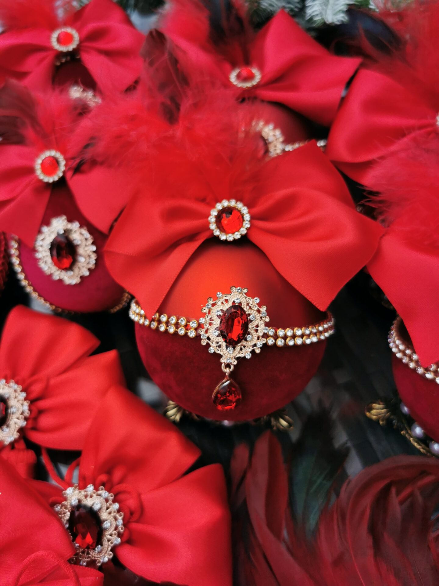 Elegant Victorian style Christmas ornaments - Image 11
