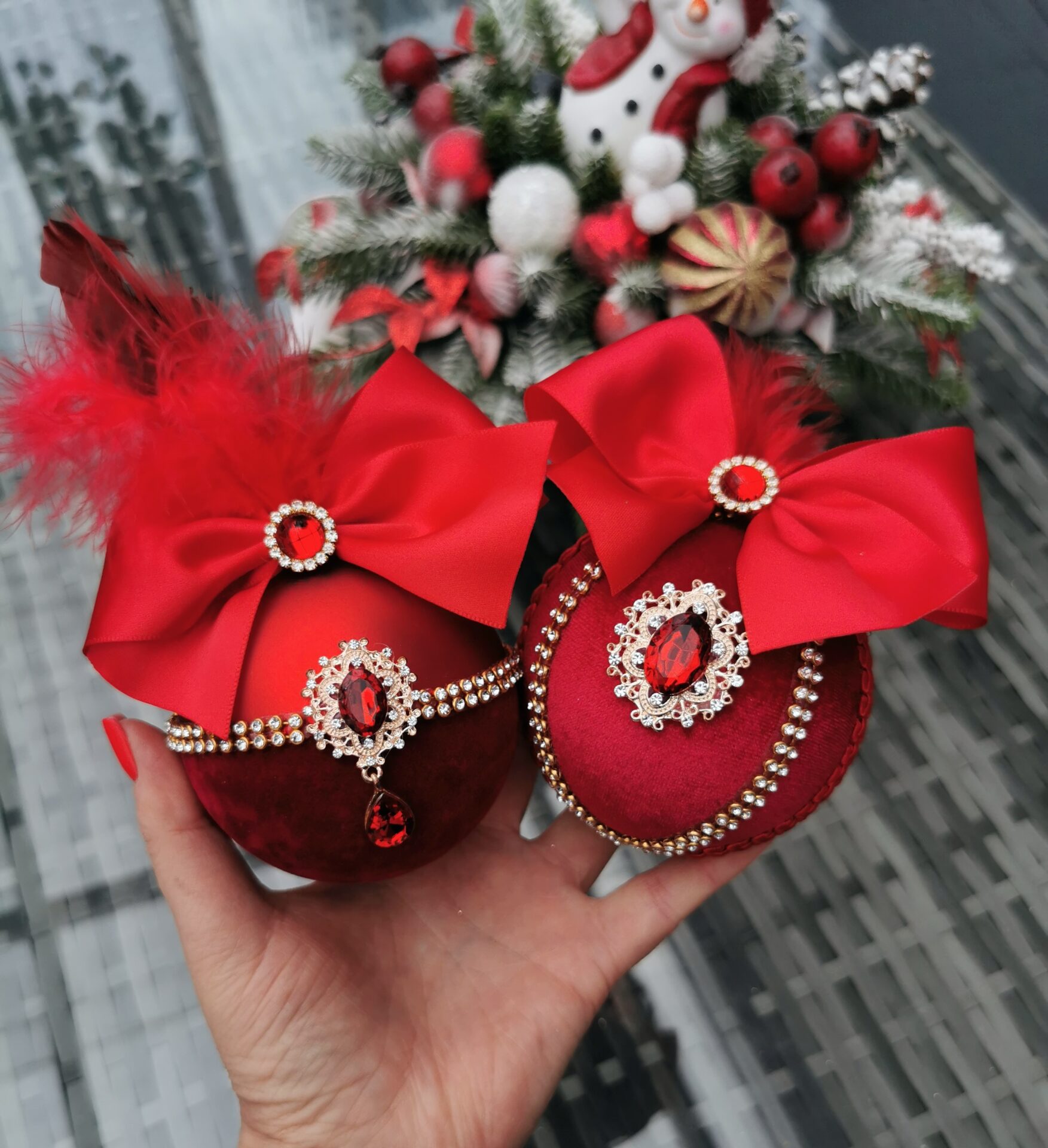 Elegant Victorian style Christmas ornaments