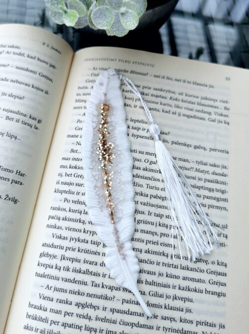 Bookmark-white/gold