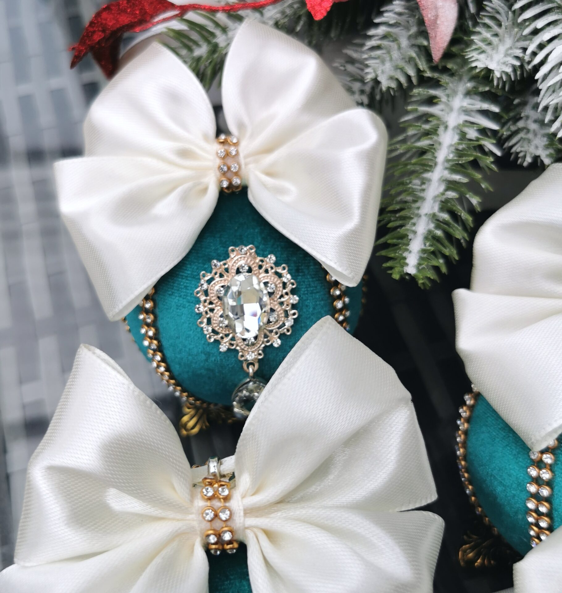 Teal Christmas baubles - Image 4