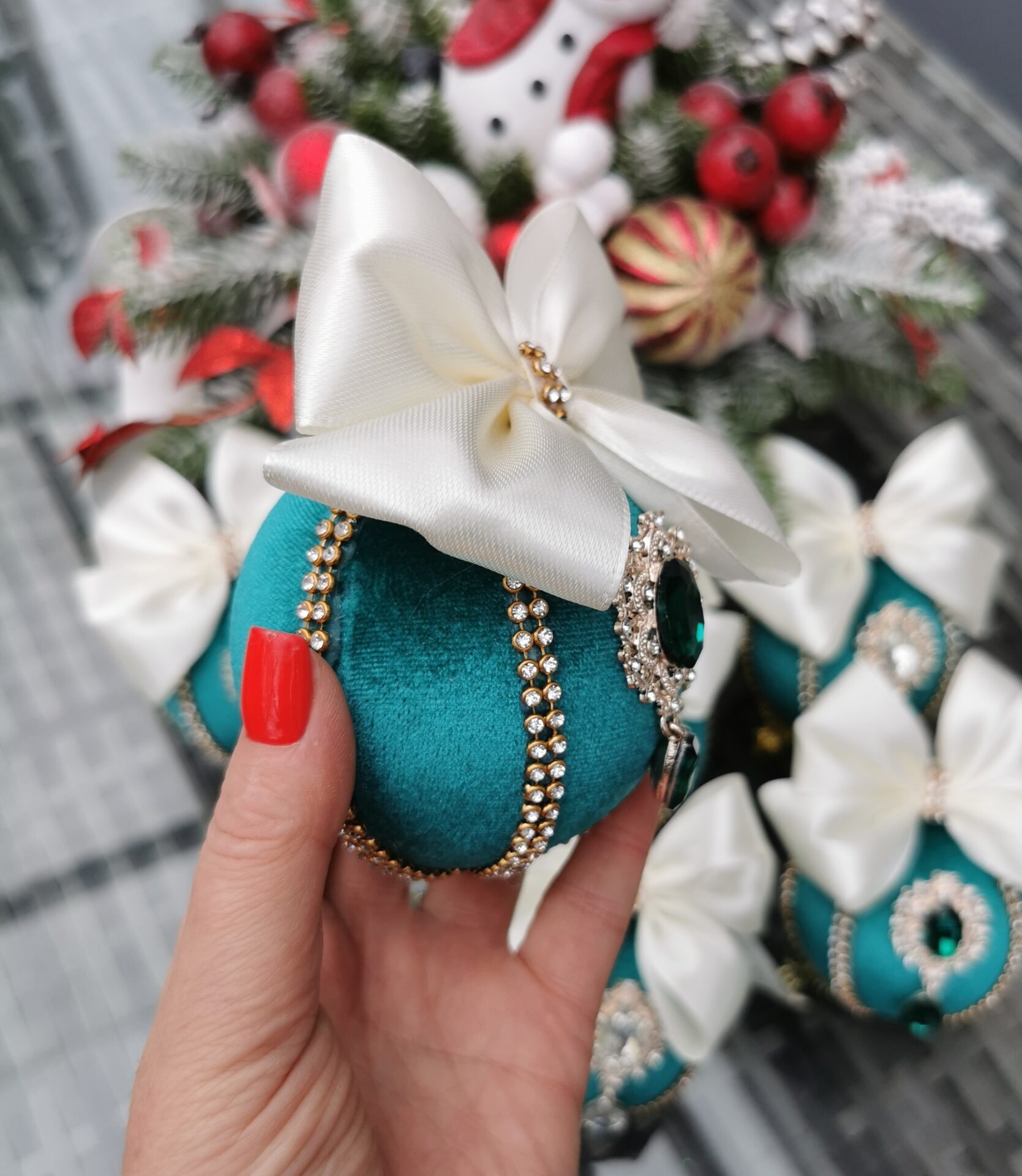 Teal Christmas baubles - Image 9