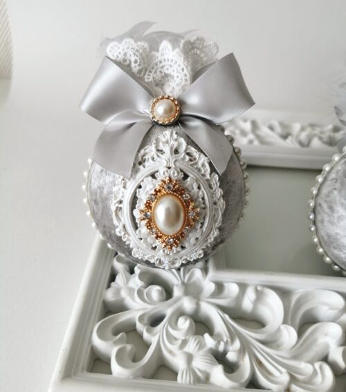 Christmas ornament of grey - Image 4