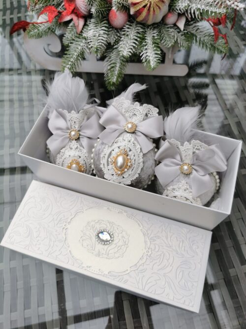 Christmas ornament of grey - Image 2
