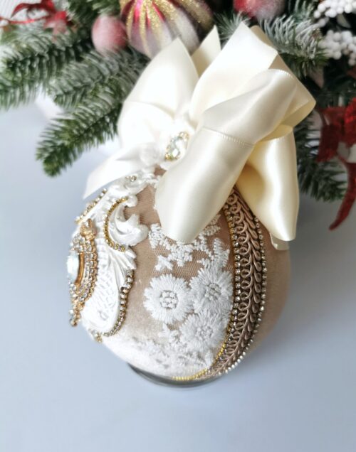 Christmas ball of beige - Image 3
