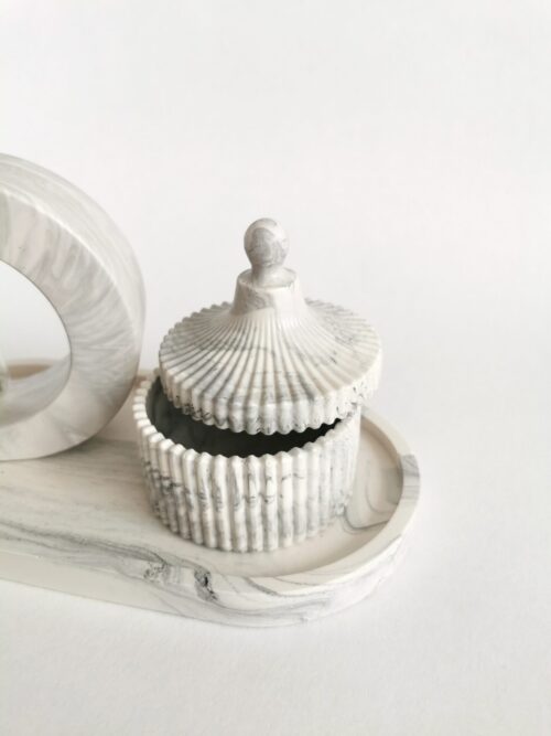 Carousel jar - Image 5