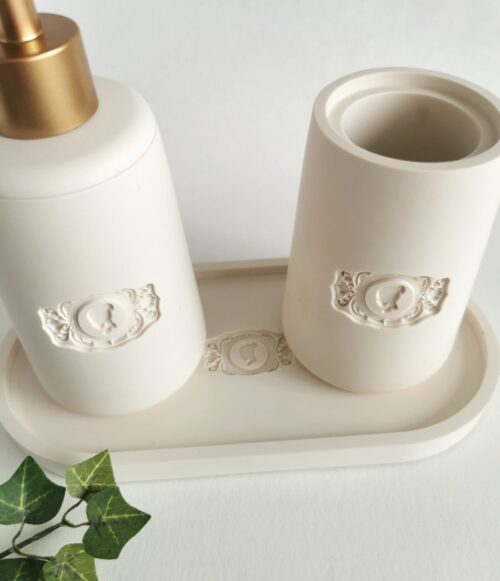 "Camellia" bathroom set - Image 2