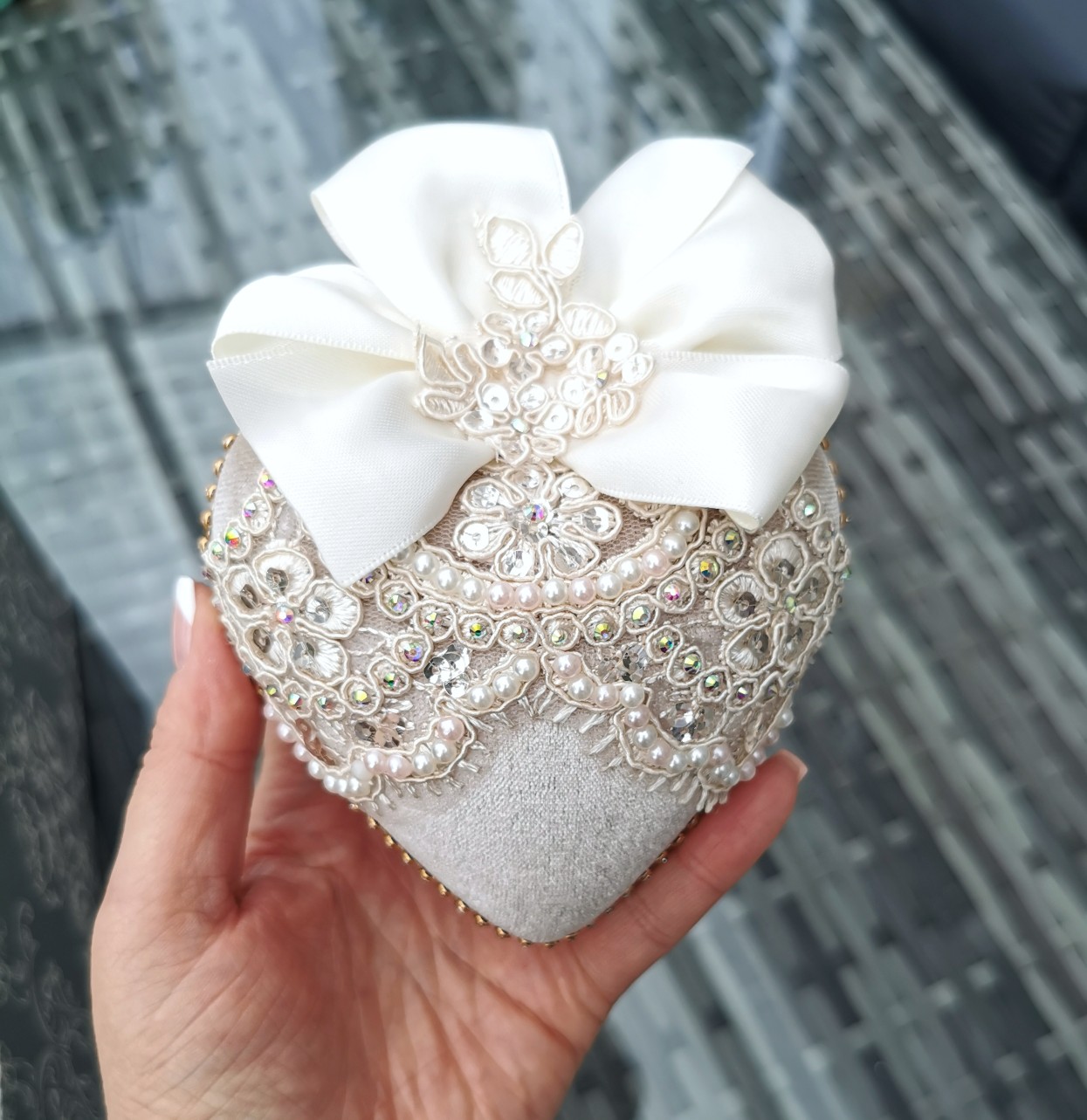 Beige Christmas ornaments set - Image 7