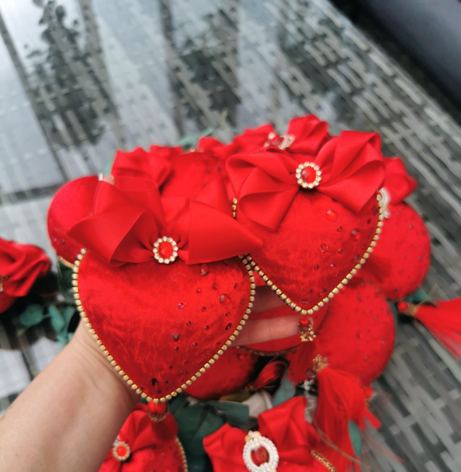 Red Christmas ornaments set - Image 4