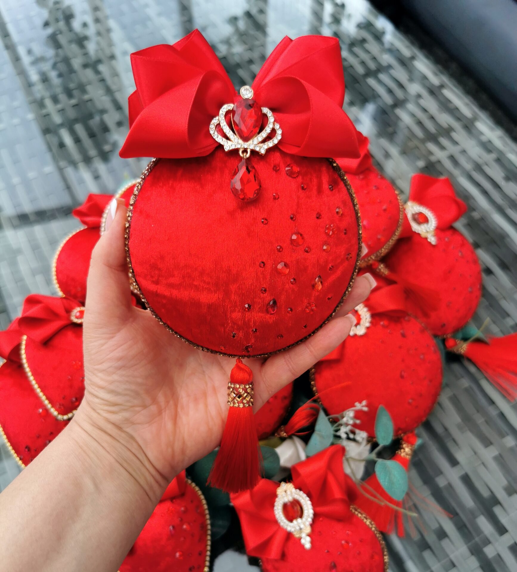 Red Christmas ornaments set - Image 8
