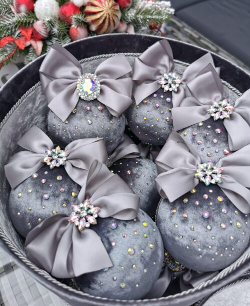 Silver Christmas ornaments set
