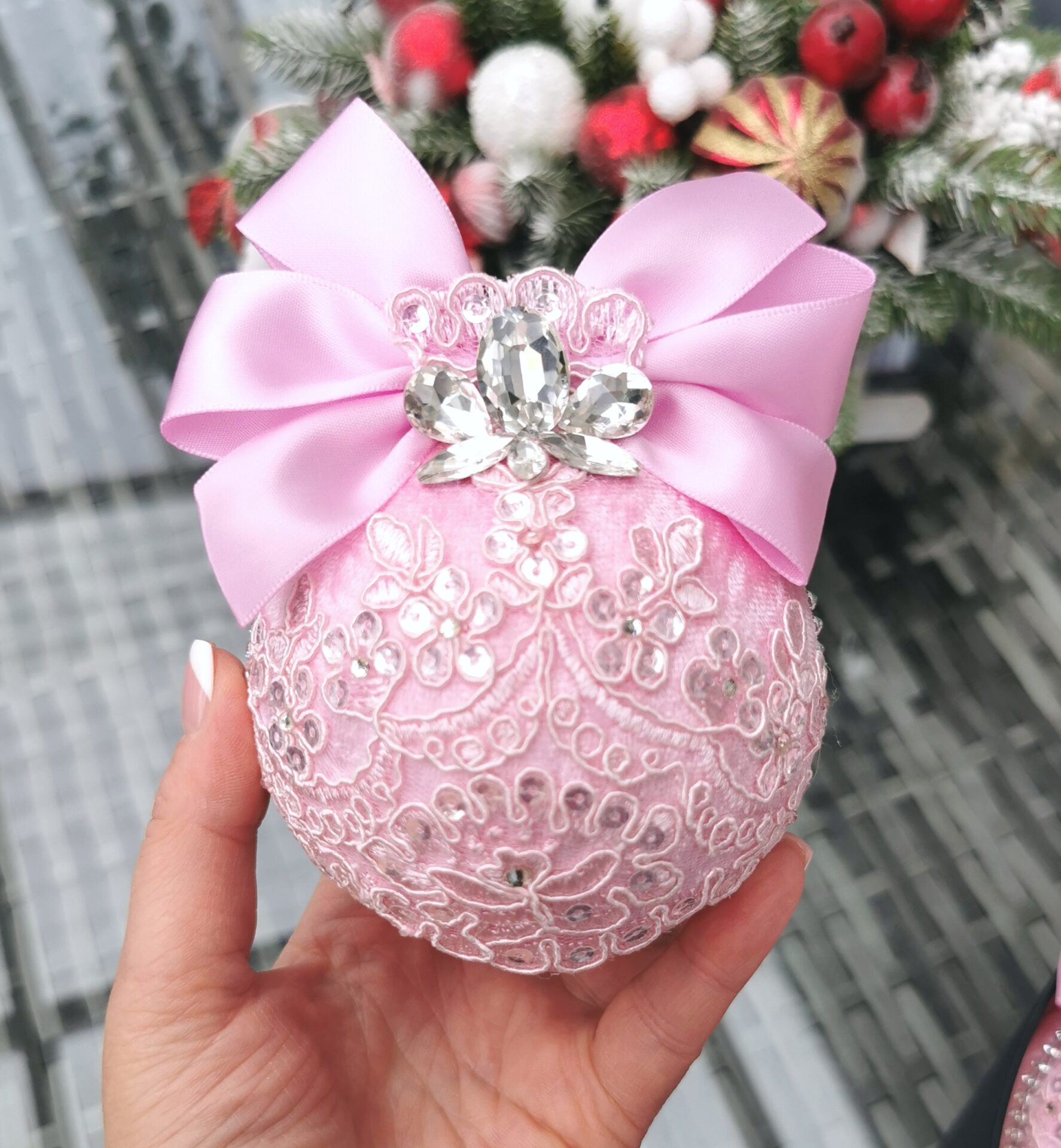 Pink Christmas ornaments - Image 2
