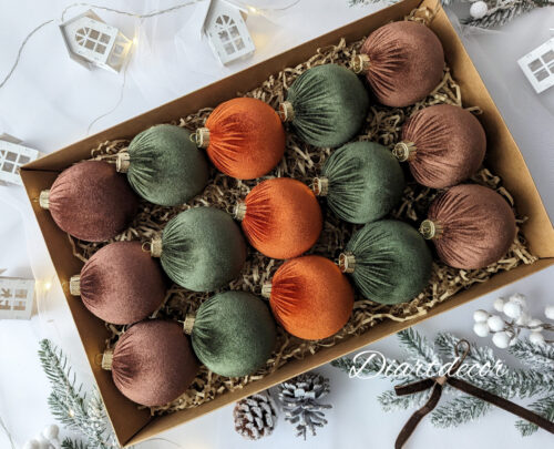 Christmas Ornaments Mix | Moss Green, Brown, Rustic - 15 Units Set - Image 3