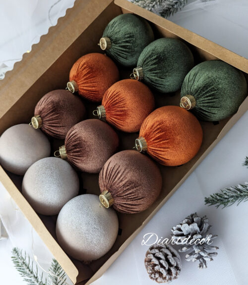Christmas Ornaments Mix | Moss Green, Brown, Beige, Rustic - 12 Units Set - Image 3
