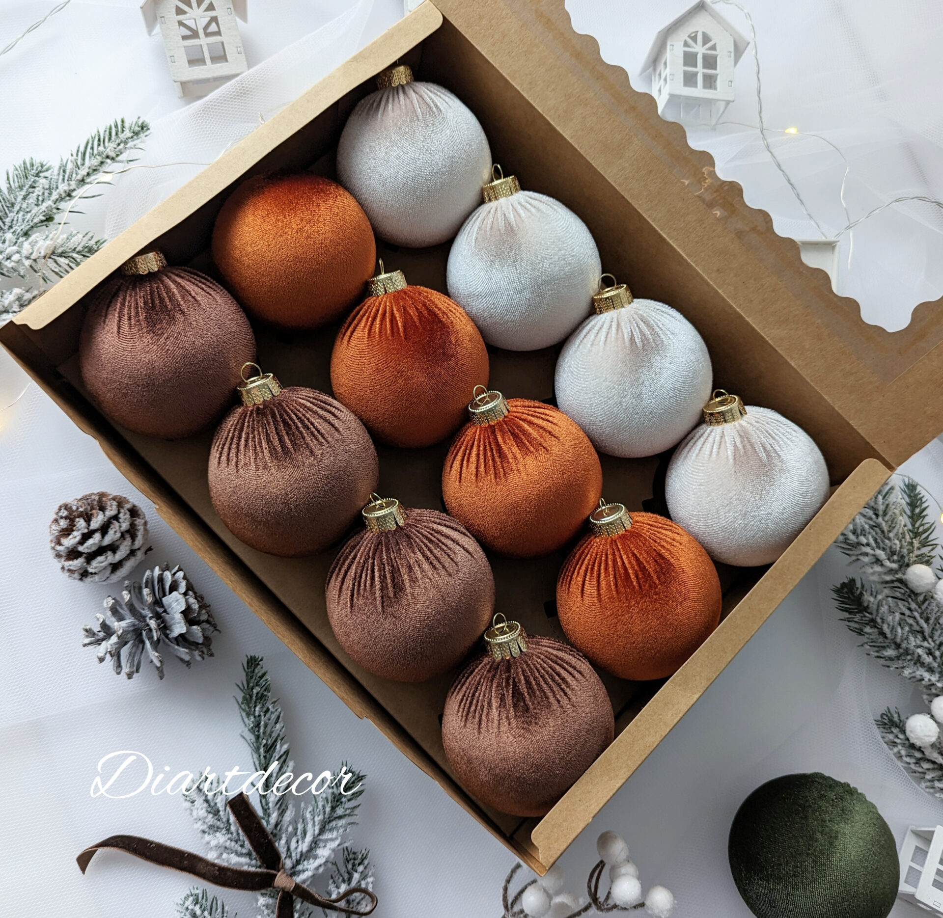 Christmas Ornaments Mix | Rustic, Brown, Beige - 12 Units Set - Image 3