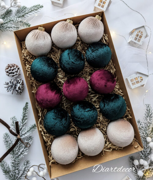 Christmas Ornaments Mix | Emerald, Beige, Wine – 15 Units Set - Image 4