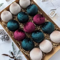 Christmas Ornaments Mix | Emerald, Beige, Wine – 15 Units Set