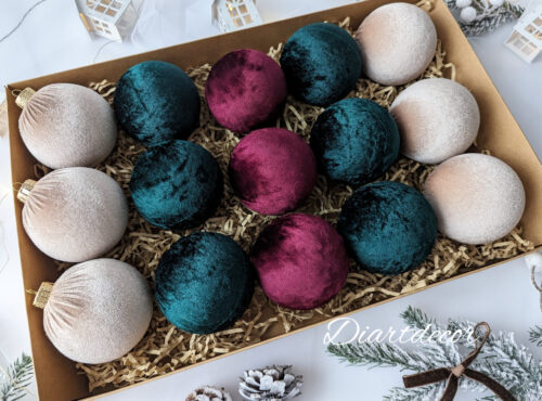 Christmas Ornaments Mix | Emerald, Beige, Wine – 15 Units Set - Image 3