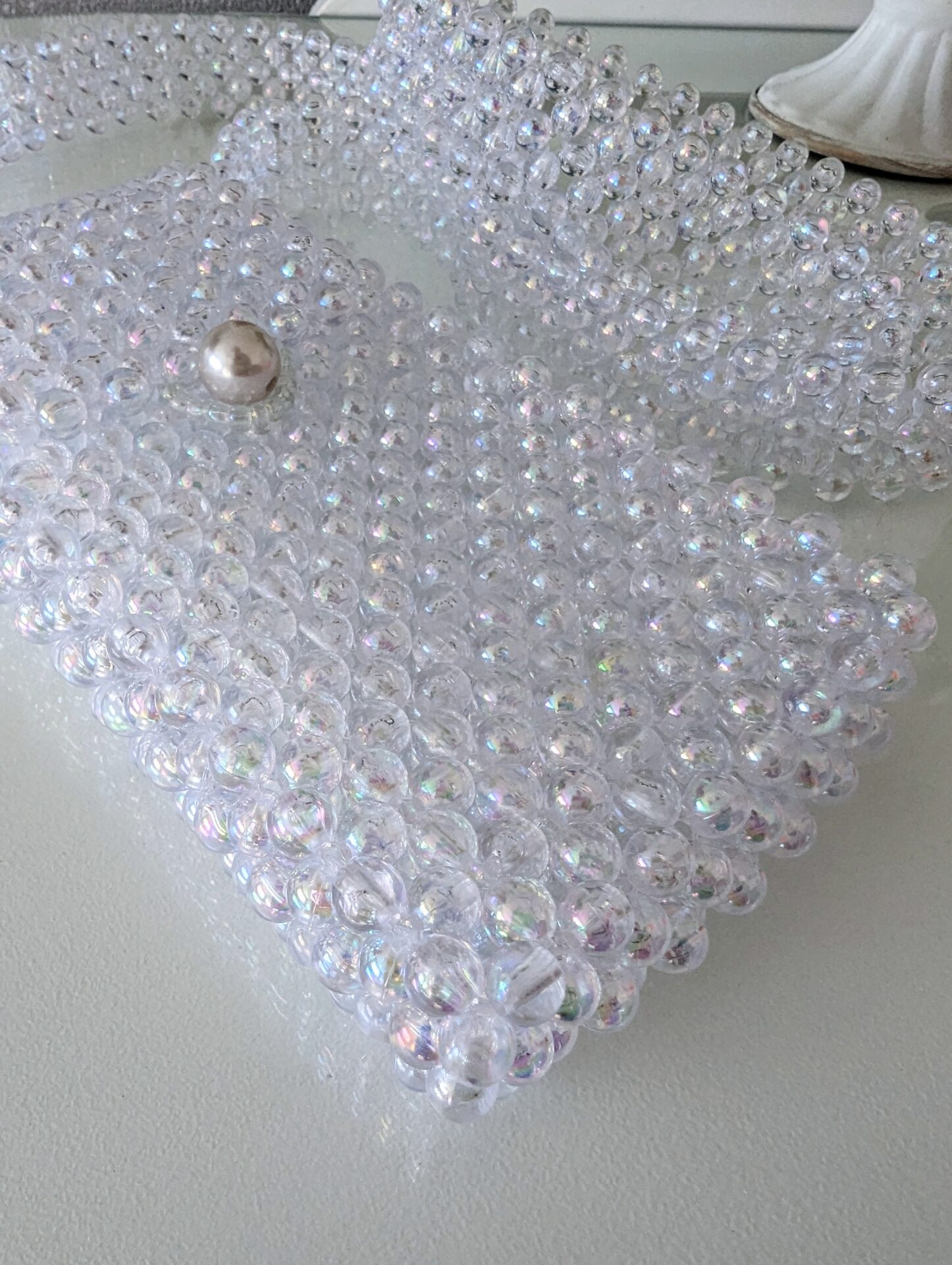 White beaded bag for phone - Image 4