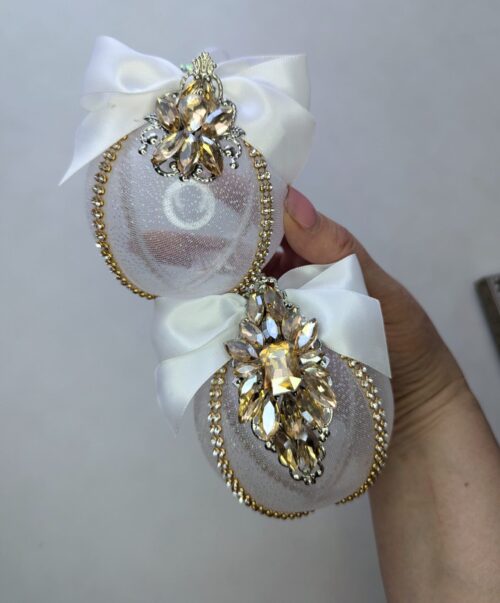 White Christmas baubles - Image 2