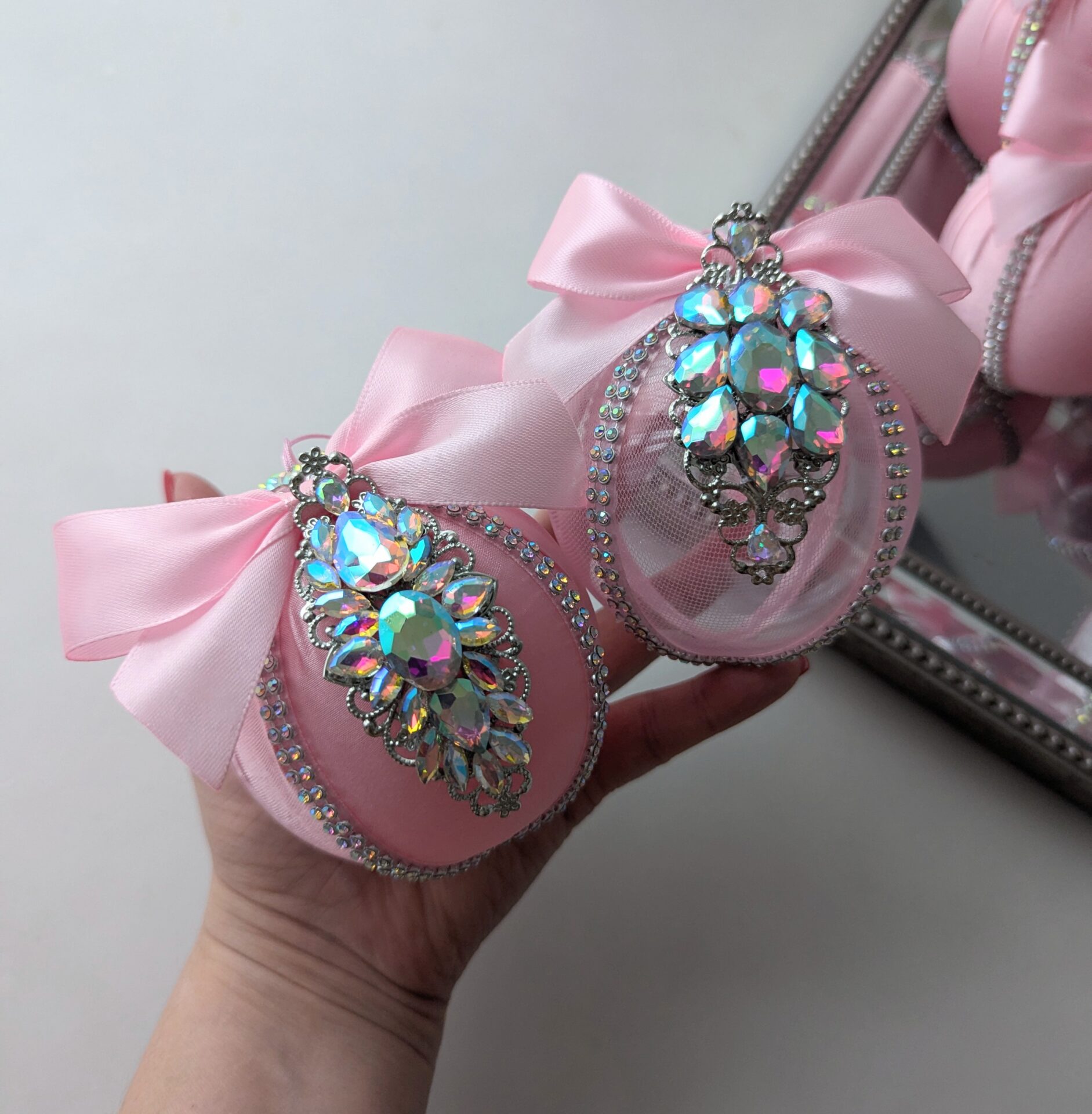 Pink Christmas baubles - Image 3