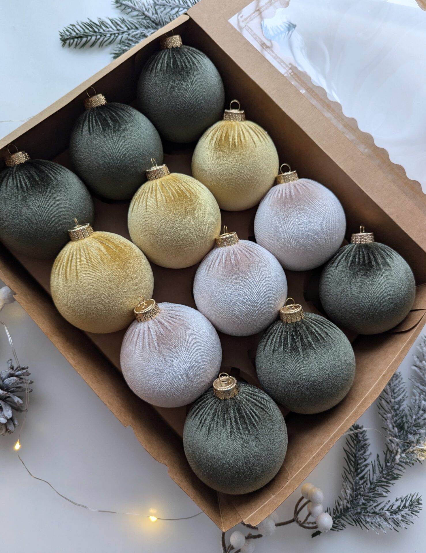 Christmas tree ornaments mix- custard/cream/moss green.