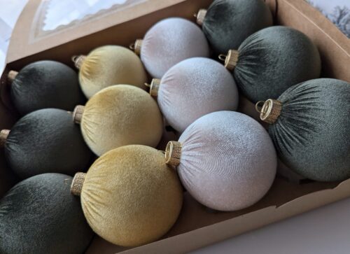 Christmas tree ornaments mix- custard/cream/moss green. - Image 2