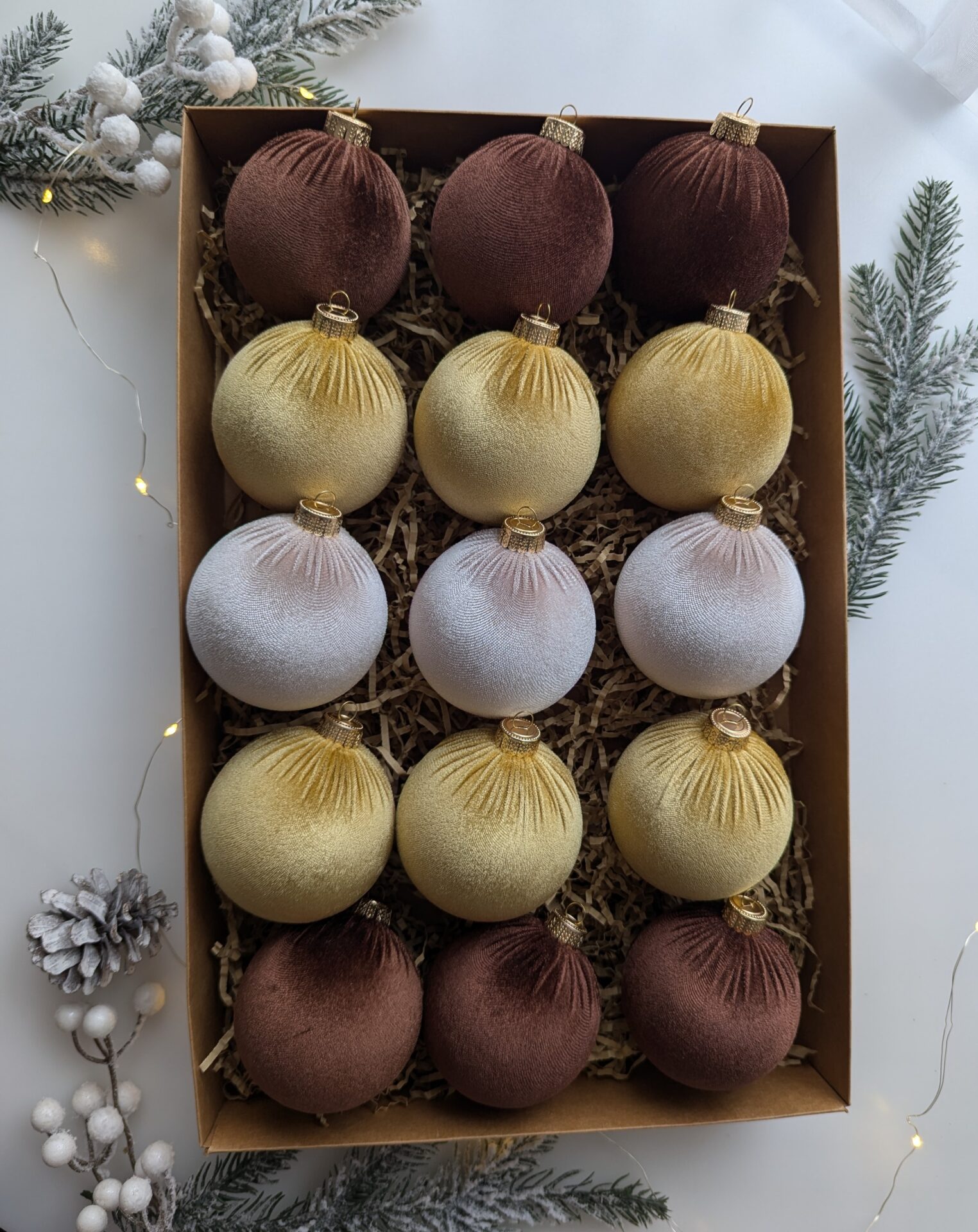 Christmas tree ornaments mix- brown/ cream/ custard - Image 4