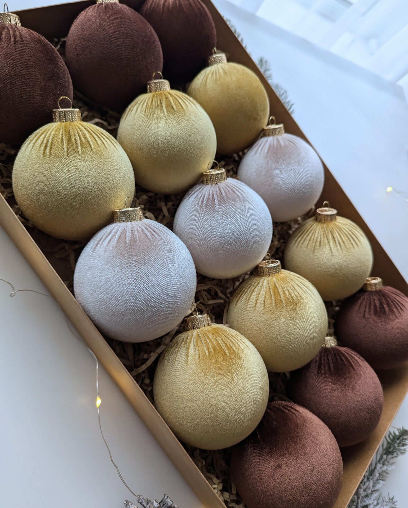 Christmas tree ornaments mix- brown/ cream/ custard - Image 2