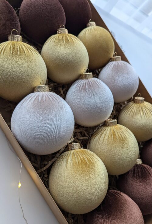 Christmas tree ornaments mix- brown/ cream/ custard - Image 3