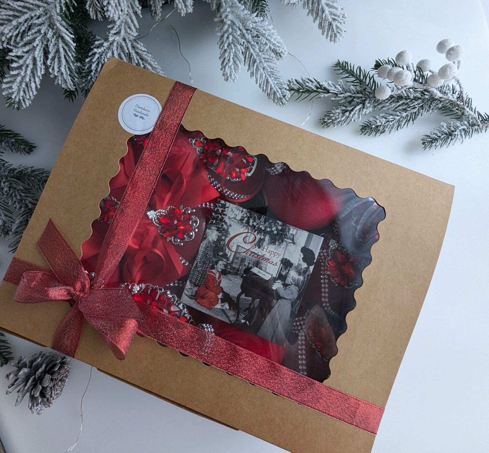 Red Christmas baubles - Image 11