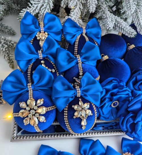 Royal blue Christmas baubles - Image 7