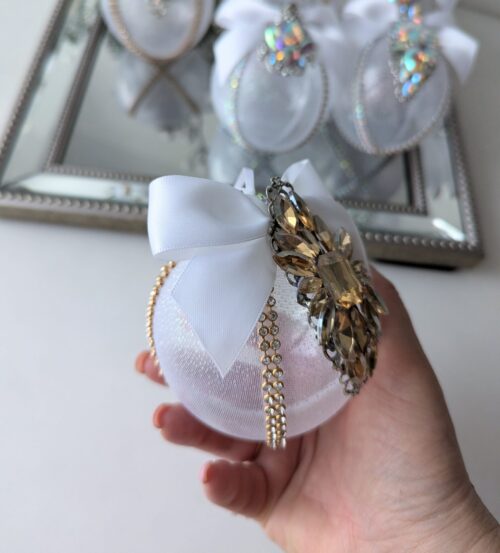 White Christmas baubles - Image 7