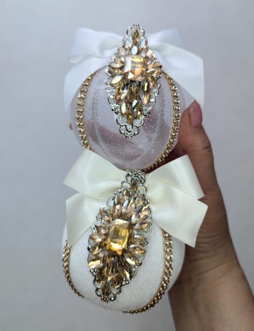 White Christmas baubles - Image 4
