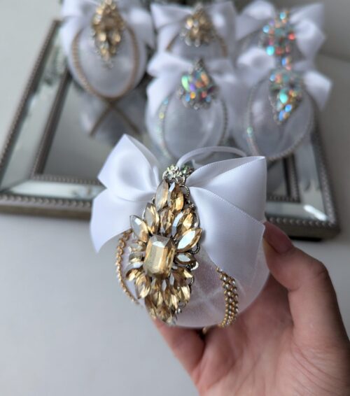 White Christmas baubles - Image 9