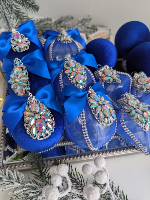 Royal blue Christmas baubles - Image 6