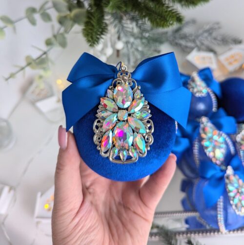 Royal blue Christmas baubles - Image 3